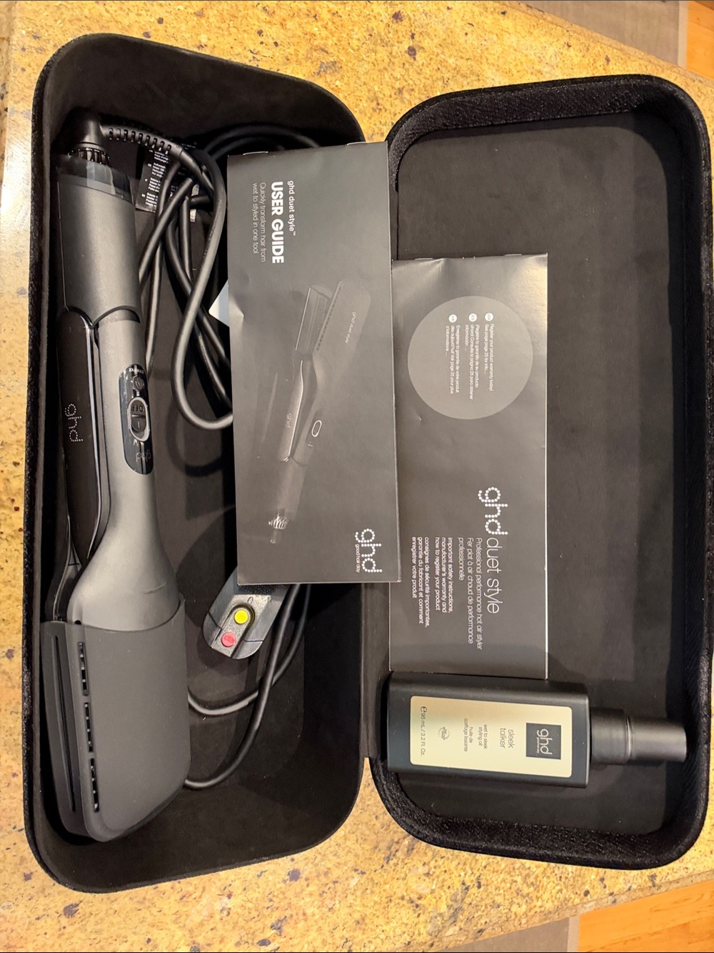 ghd Black Travel Case with Styling Tool and Heat-Protect Serum